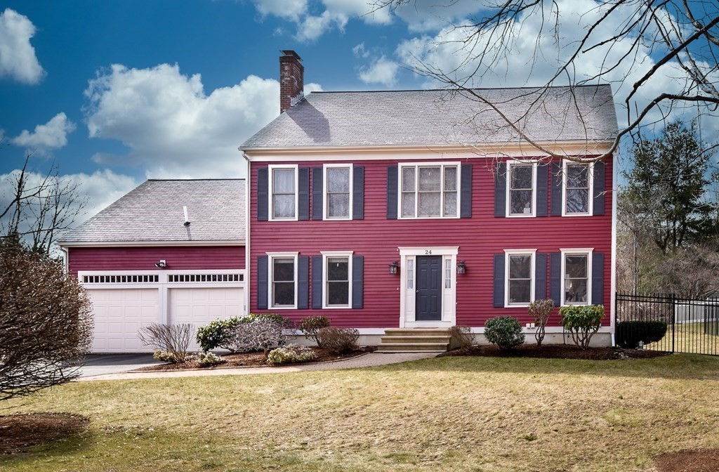 24 Waveney Road, Framingham, MA 01701