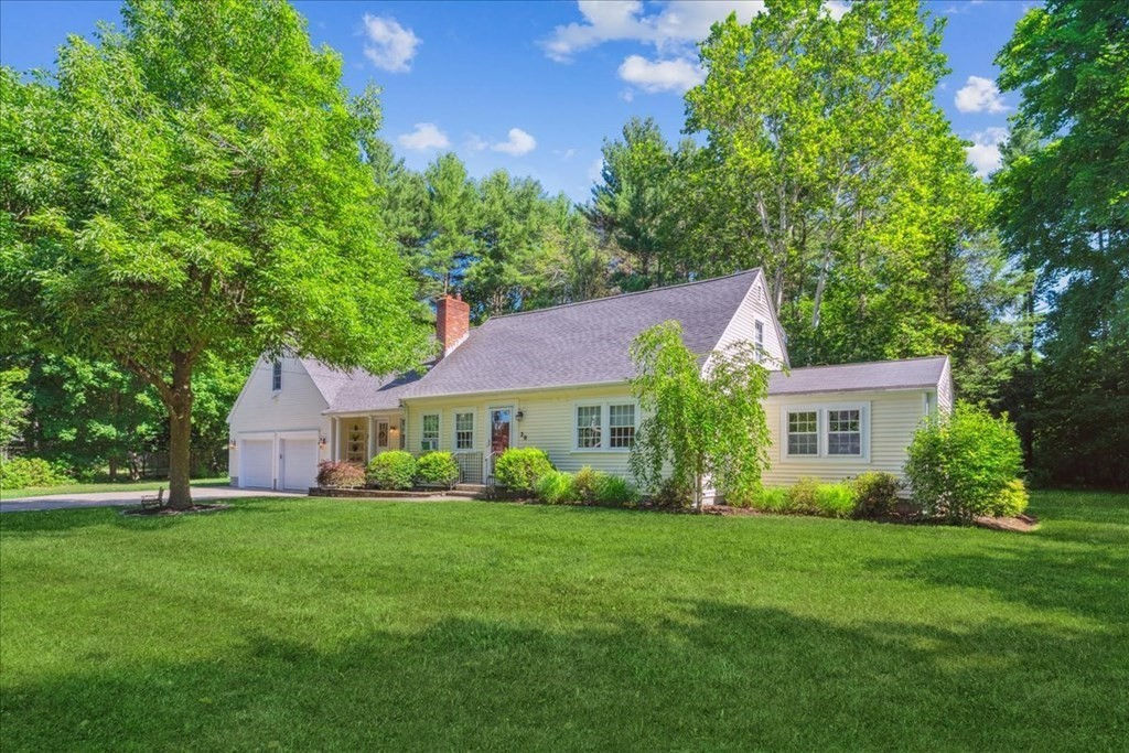 26 Lynne Road, Sudbury, MA 01776