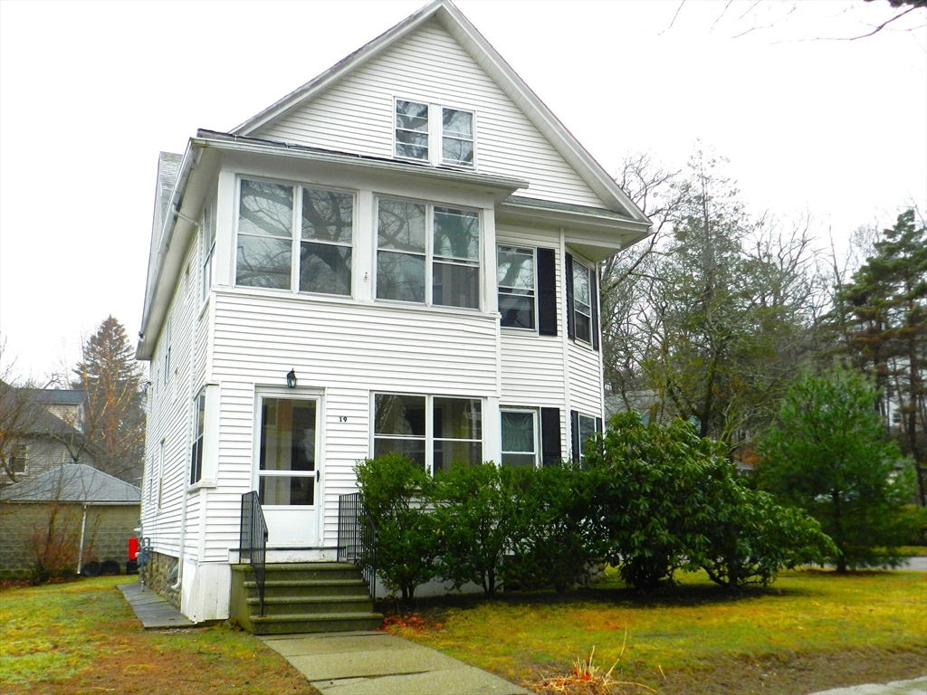 19 Wetherell St 3, Worcester, MA 01602
