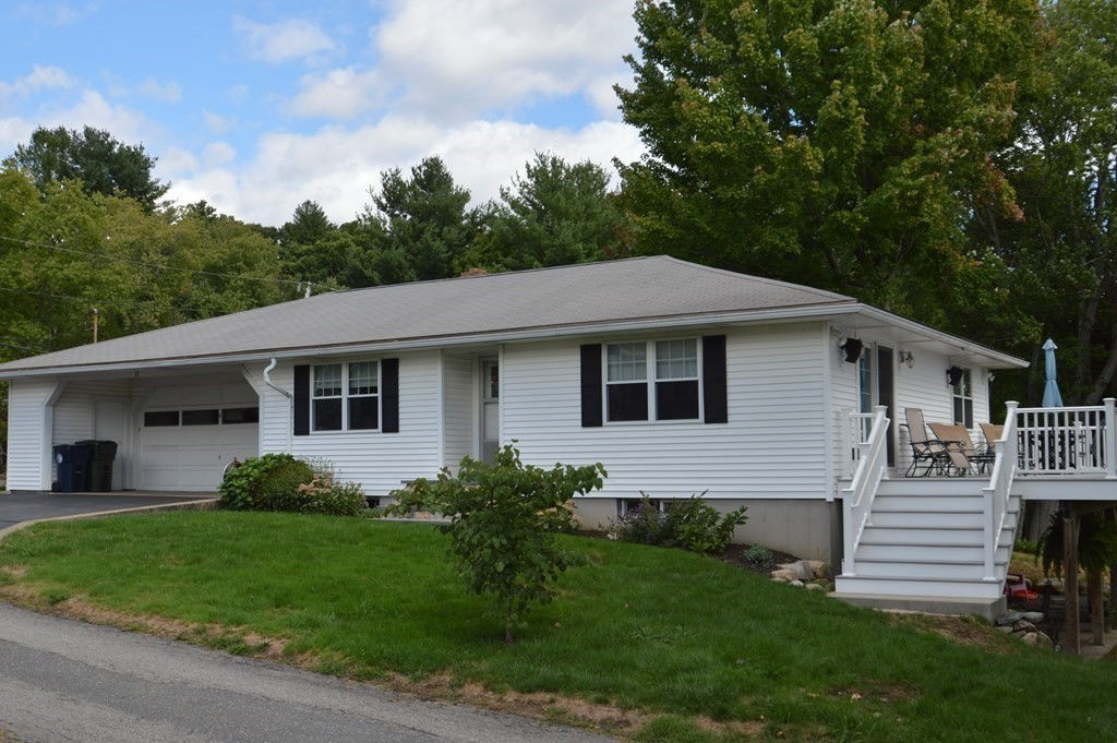 17 Lakeshore Dr., Marlborough, MA 01752