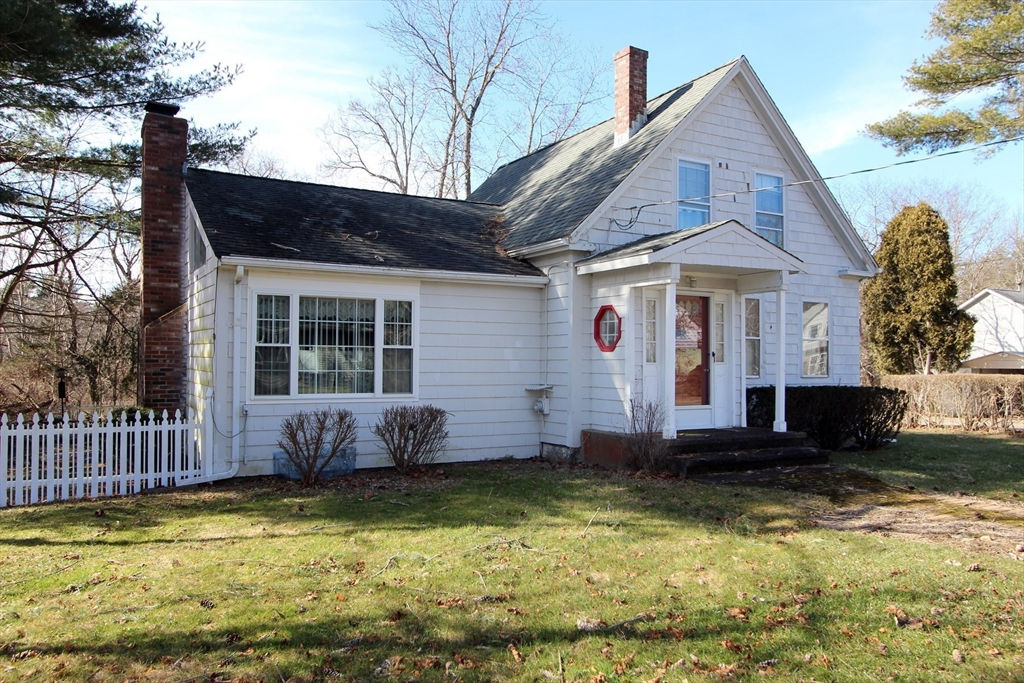 383 Plymouth Street, Middleboro, MA 02346