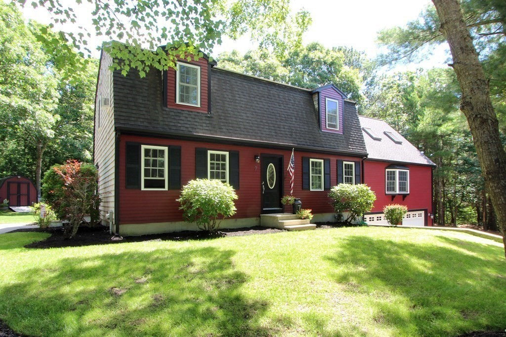 7 Winston Ave., Bourne, MA 02532