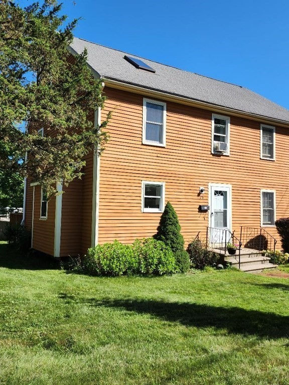 15 Acorn St 15, Haverhill, MA 01832