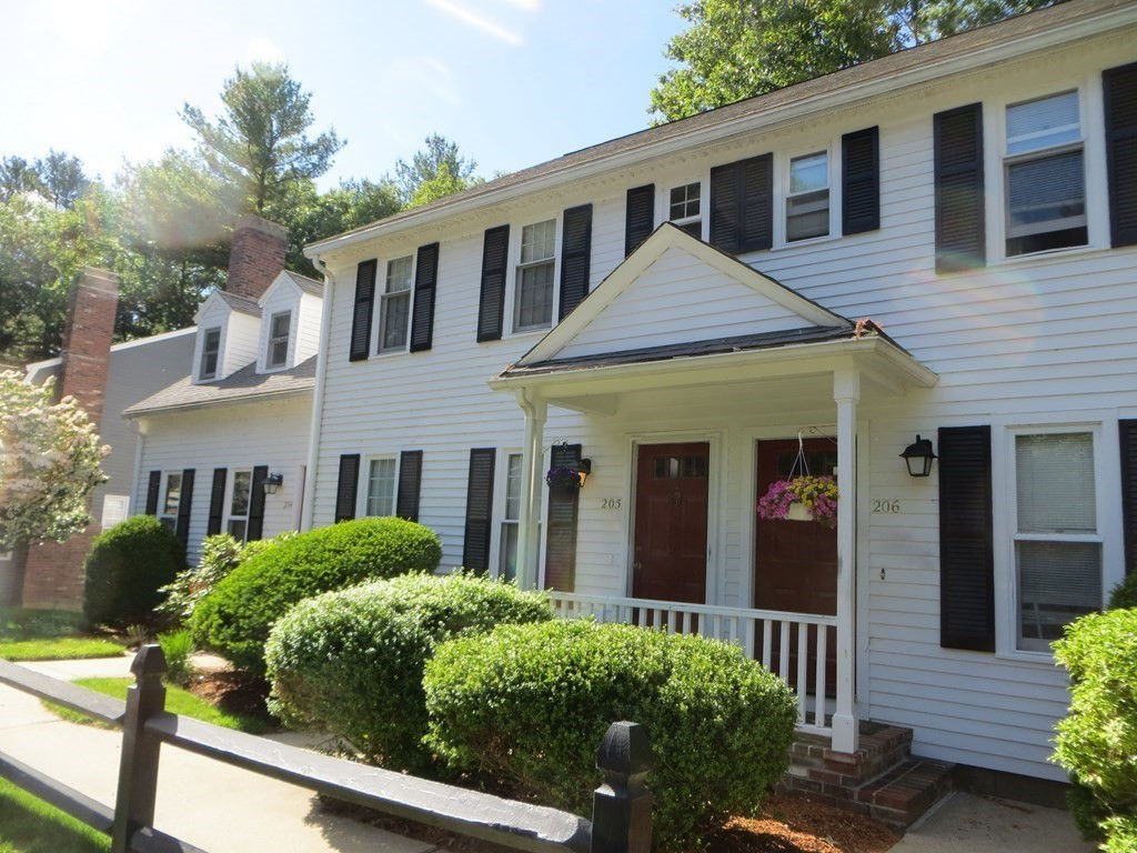 205 Wellman Ave. 205, Chelmsford, MA 01863