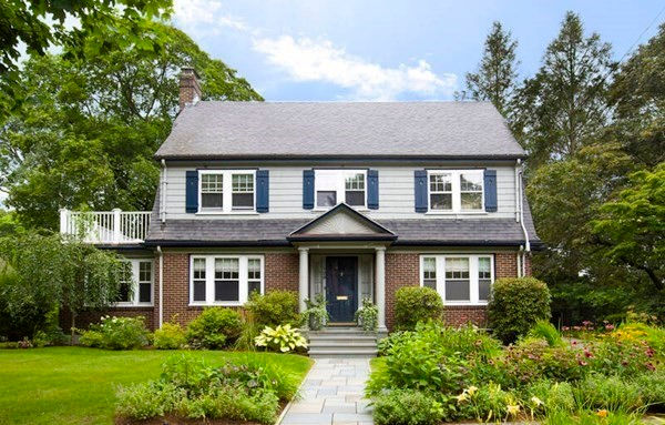 129 Plymouth Rd, Newton, MA 02461