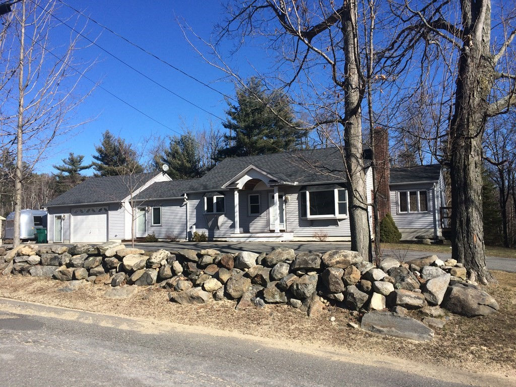 590 Mount Elam Rd 1, Fitchburg, MA 01420