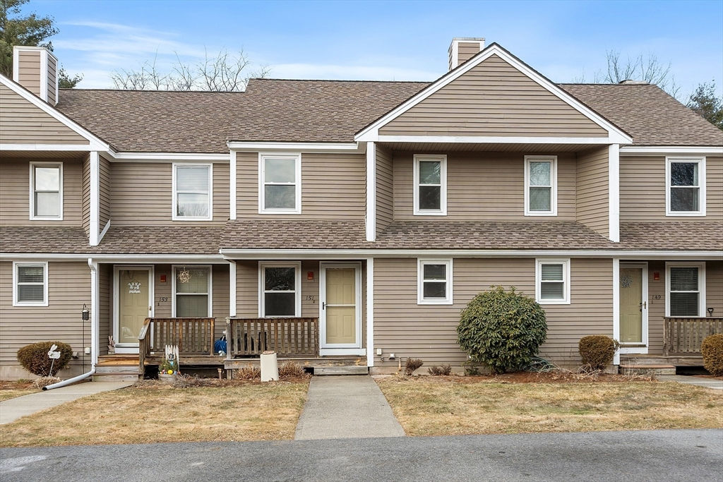 151 Pennacook Dr 151, Leominster, MA 01453