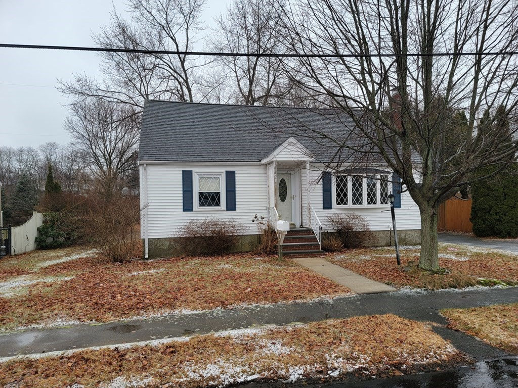 3 Sunset Dr, Peabody, MA 01960