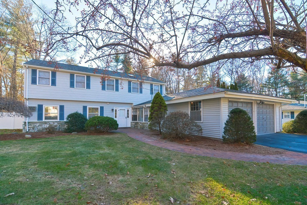 8 Bayberry Lane, Framingham, MA 01701