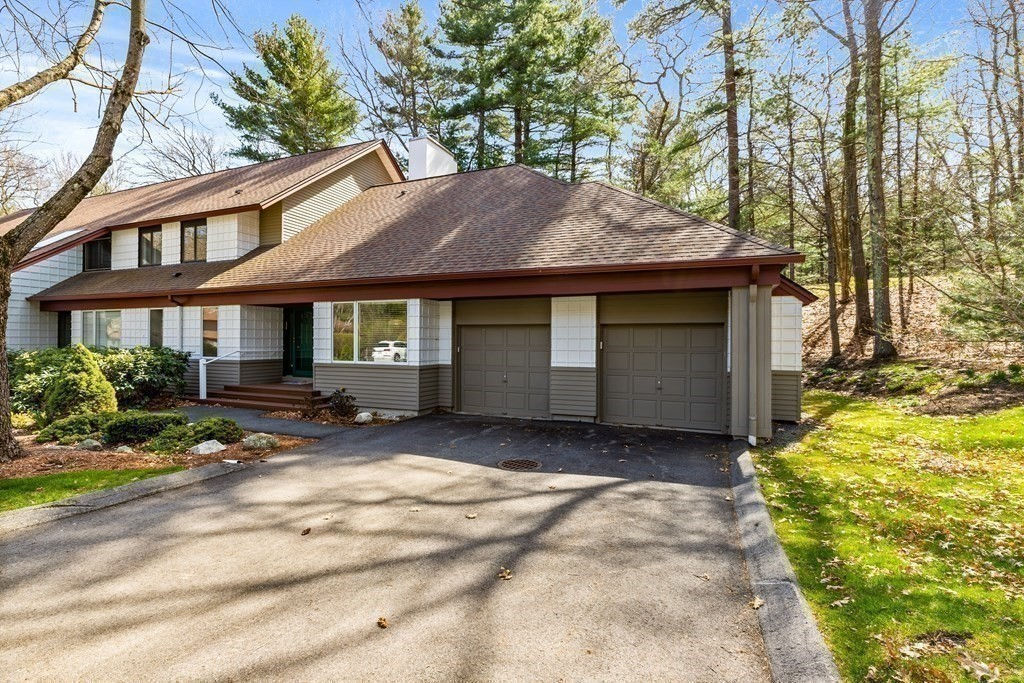 45 Apple Valley Dr 45, Sharon, MA 02067