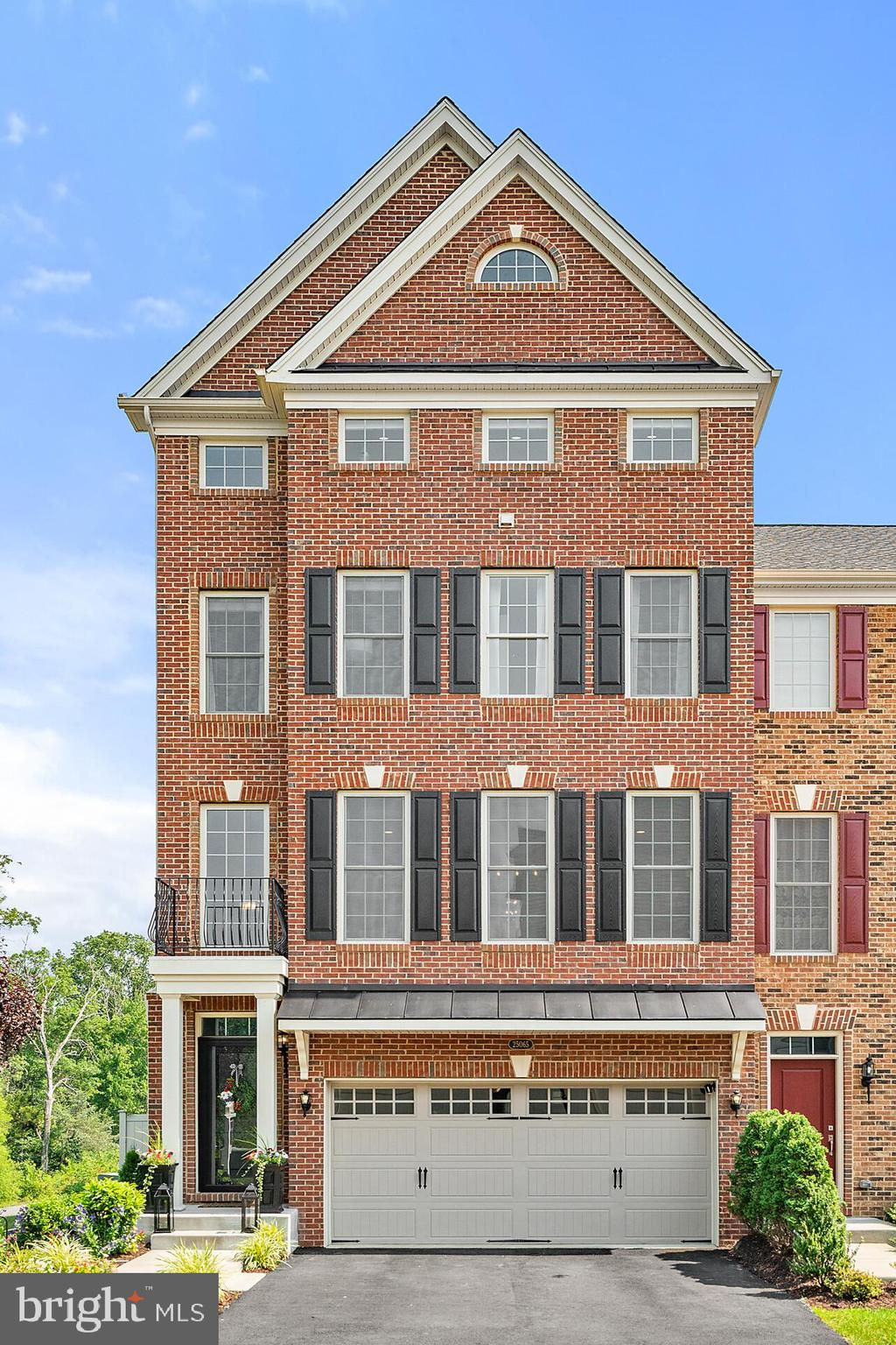 25065 Cambridge Hill Terrace, Chantilly, VA 20152