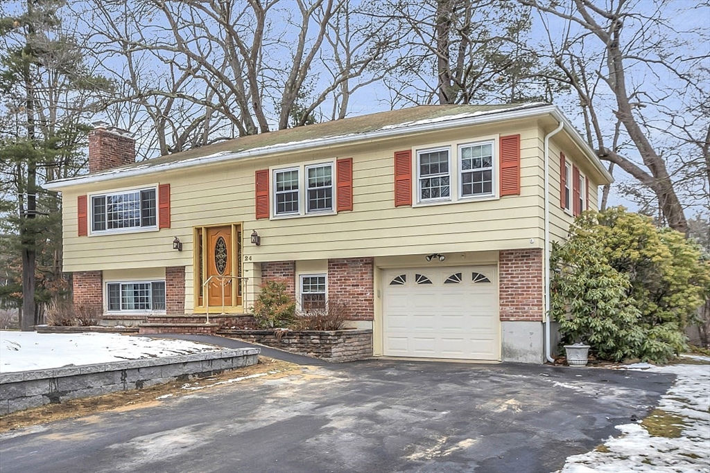 24 Allen Park Drive, Wilmington, MA 01887