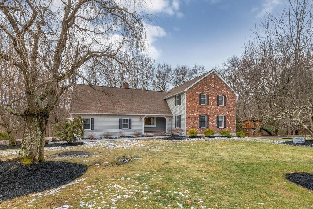 67 Tucker Farm Rd, North Andover, MA 01845