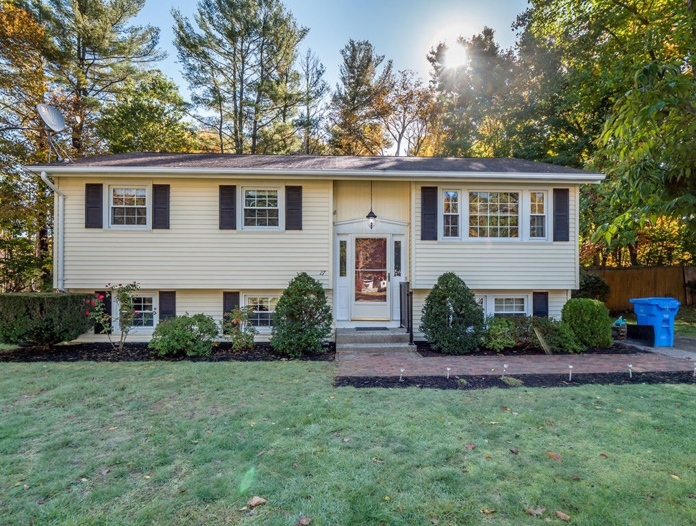 27 Christopher Road, Holliston, MA 01746