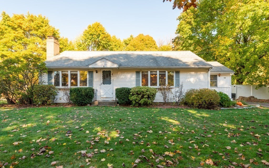 377 Maple, Danvers, MA 01923