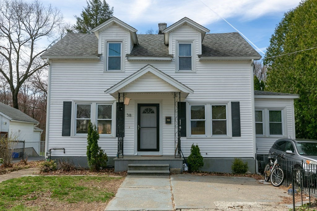 38 Rolfe Ave, Shrewsbury, MA 01545