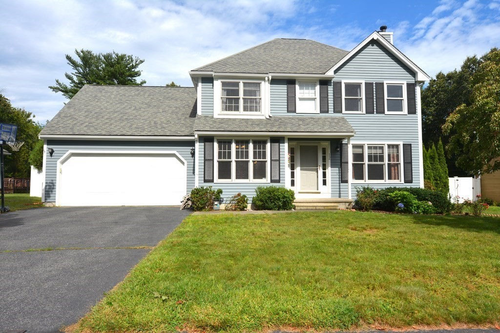 12 Pheasant Hill Dr, Shrewsbury, MA 01545