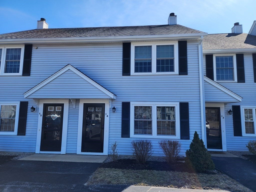 728 Auburn St I4, Whitman, MA 02382