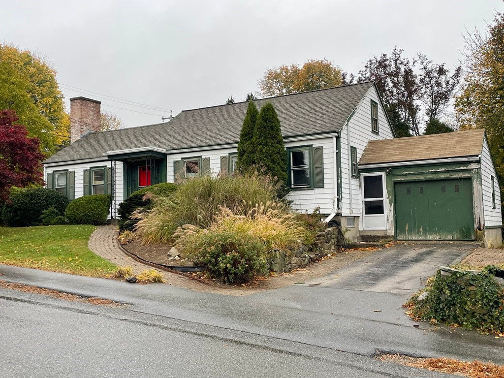 6 Erickson St, Braintree, MA 02184