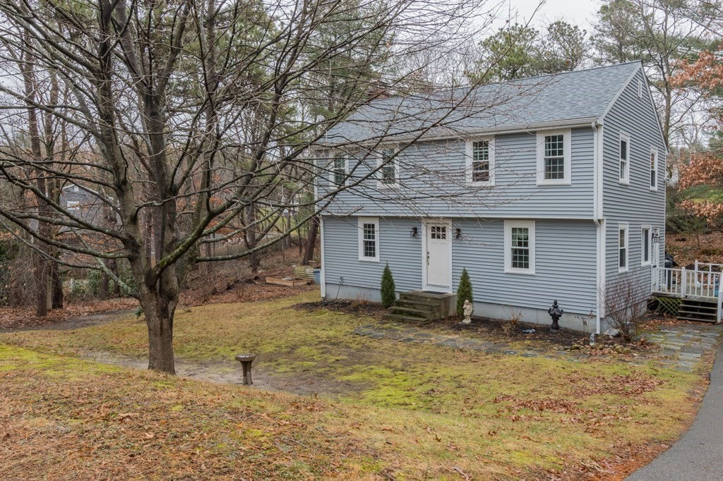 10 Miller Drive, Plymouth, MA 02360