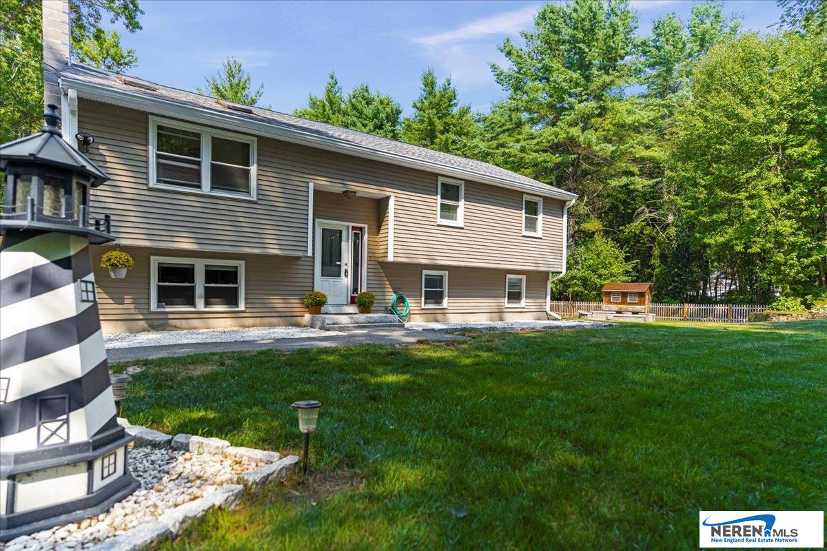 96 Old Derry Road, Londonderry, NH 03053