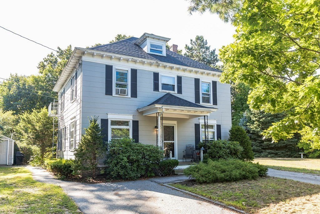 20-22 Morgan Dr, Chelmsford, MA 01824