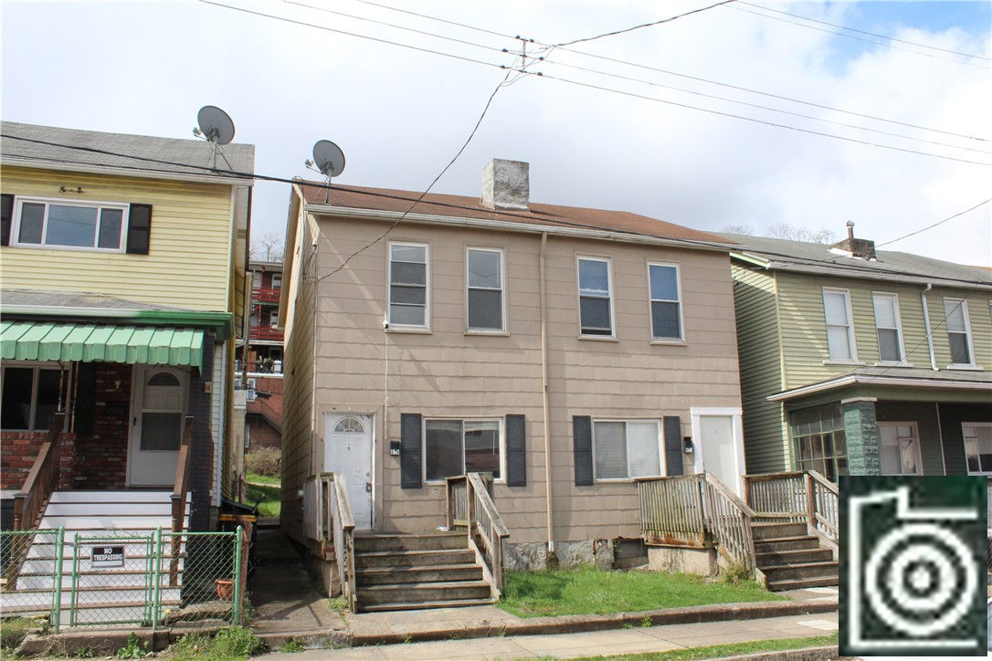 919-921 Robinson St, Mckees Rocks, PA 15136