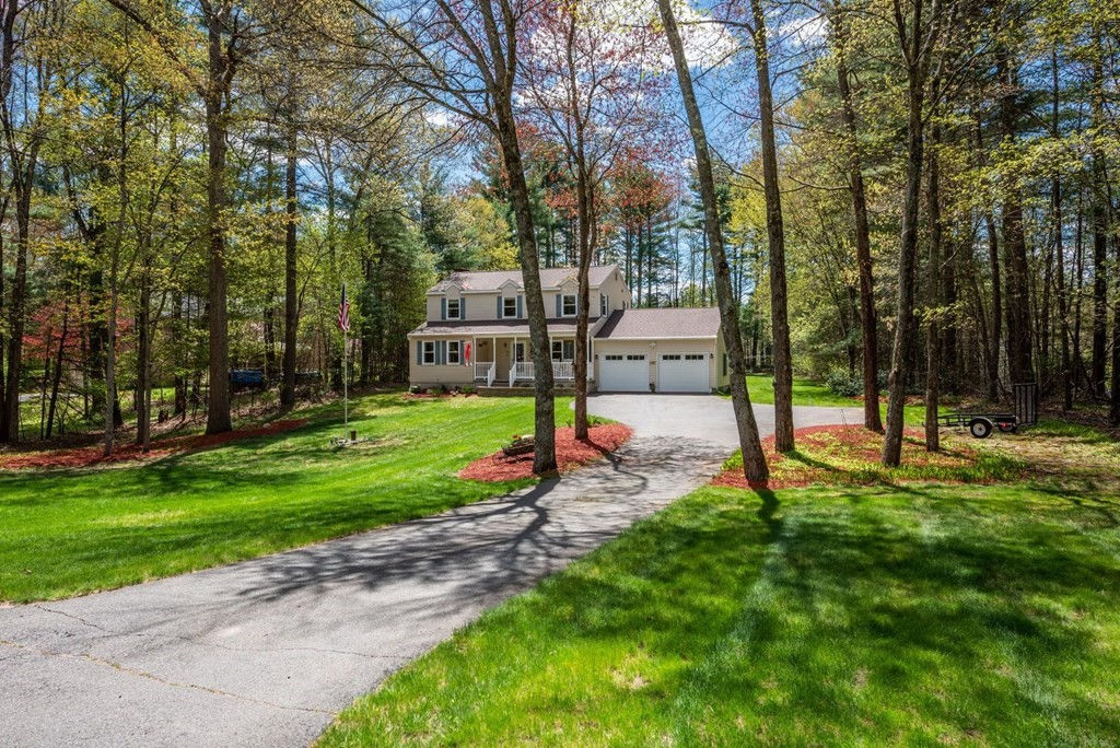 42 Edelcy Drive, Belchertown, MA 01007