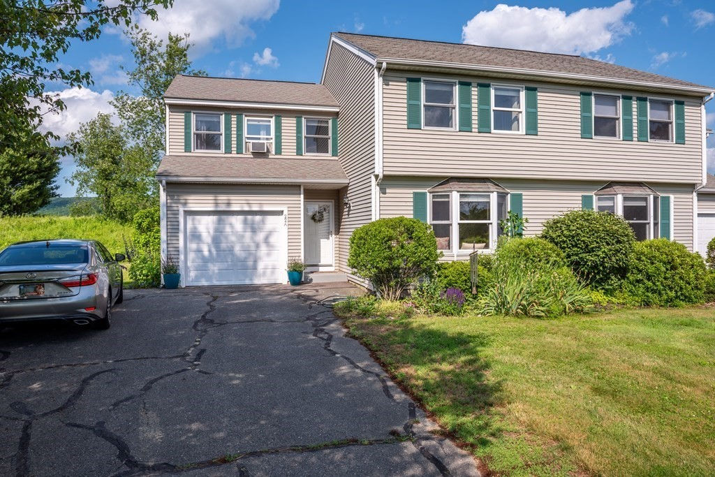 22 Mill Village Rd A, Deerfield, MA 01373