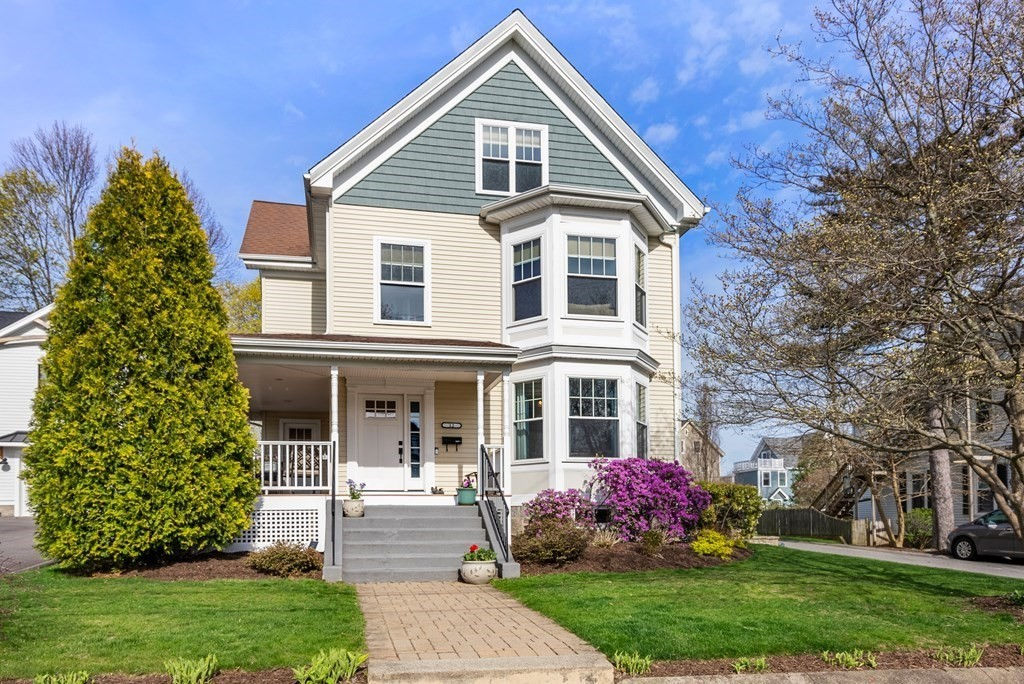 12 Lincoln St 1, Natick, MA 01760