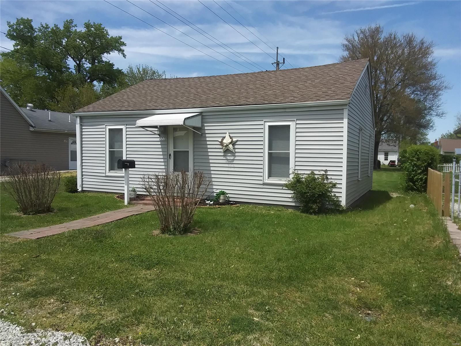 111 Marion Street, Jerseyville, IL 62052