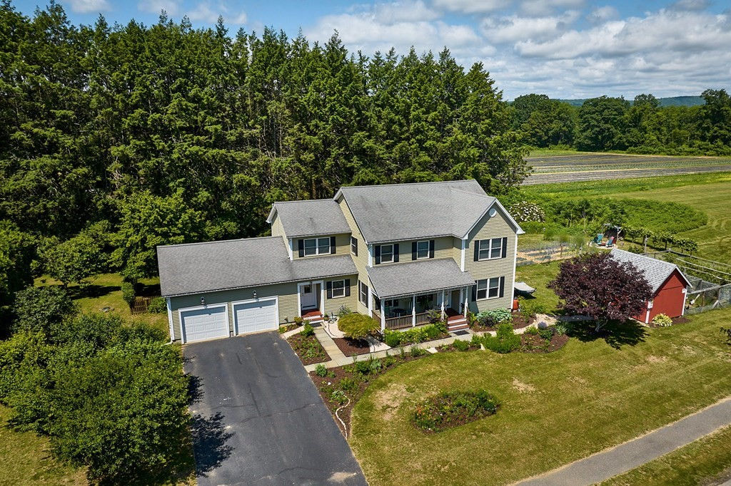 9 Pine Edge Way, Hatfield, MA 01038