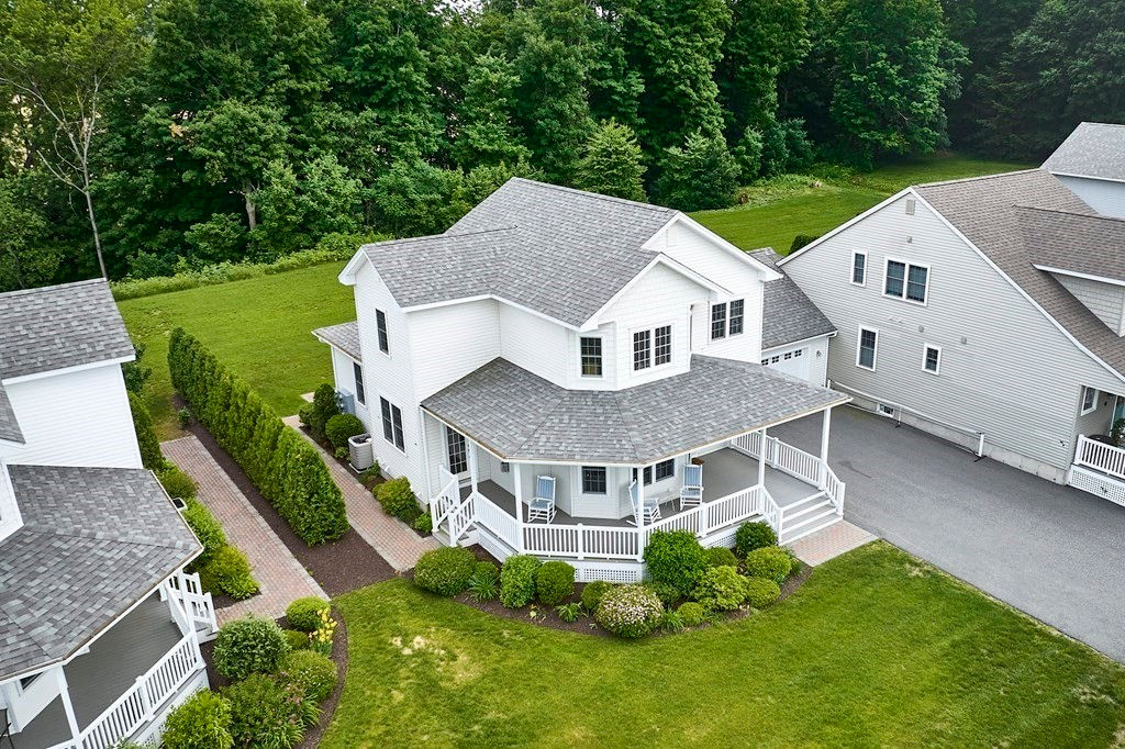 31 Elm St D, Hatfield, MA 01038