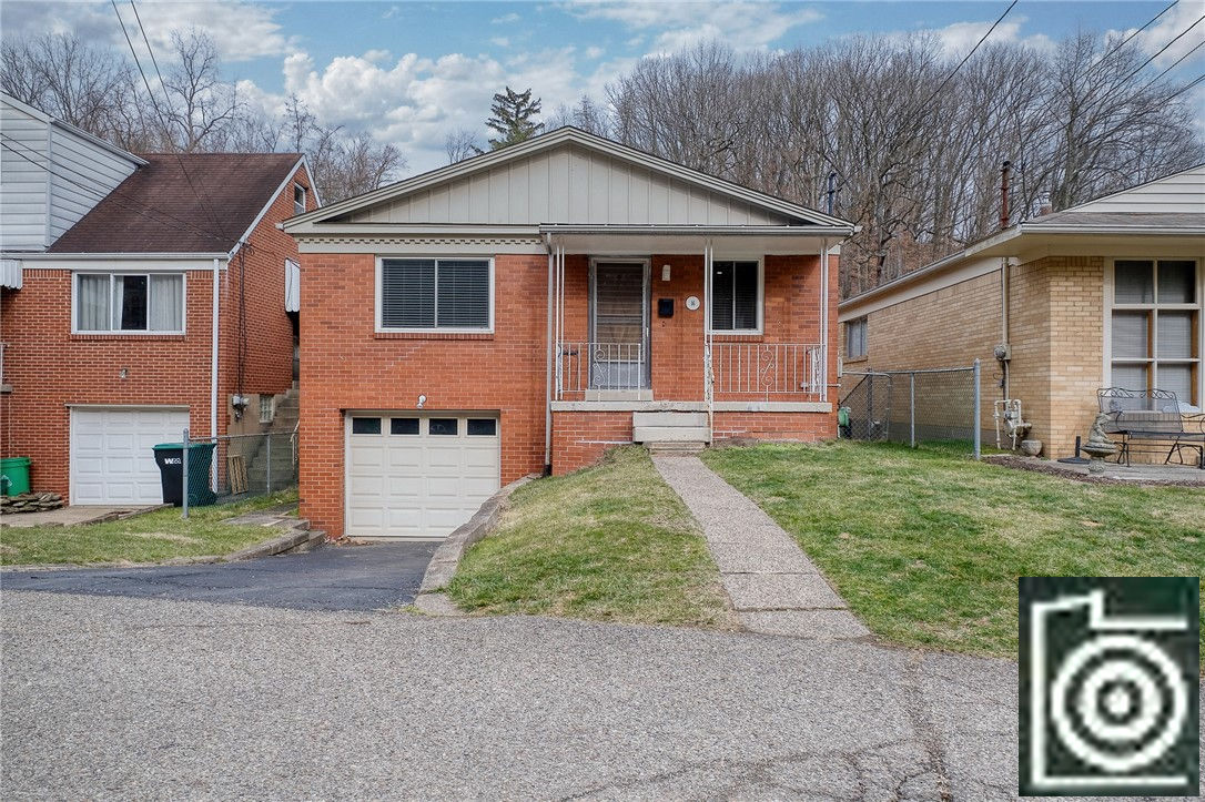 16 Mary Lue Dr, Pittsburgh, PA 15223
