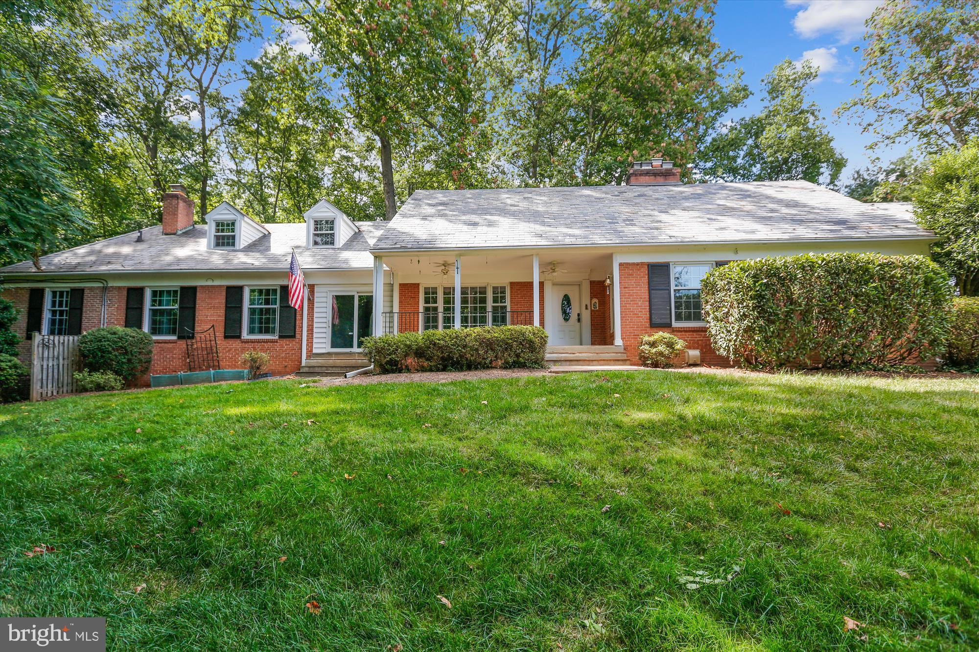 9412 Overlea Drive, Rockville, MD 20850