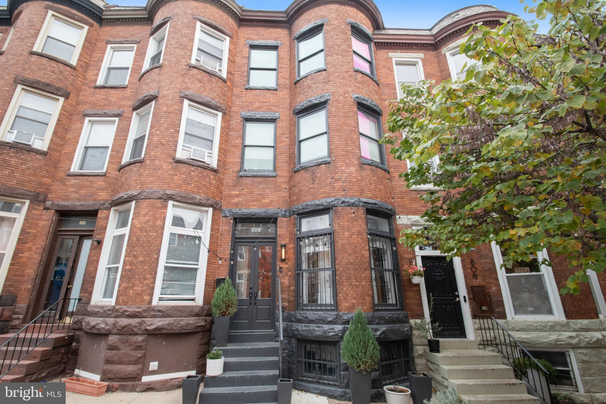 808 Newington Avenue, Baltimore, MD 21217 now has a new price of $2,800!