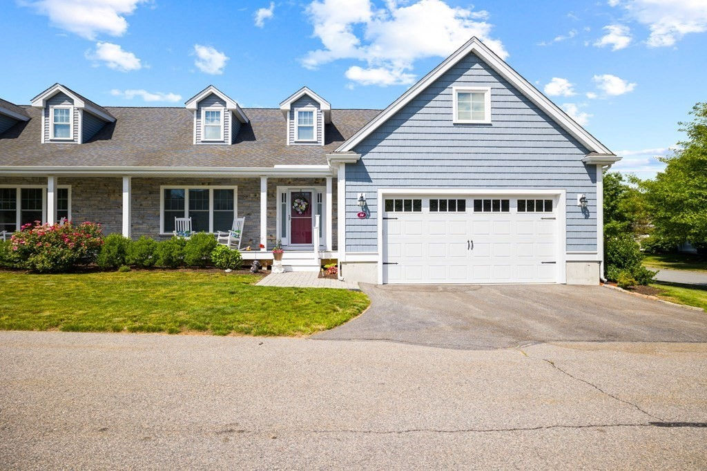 34 Lebaron Blvd 34, Lakeville, MA 02347