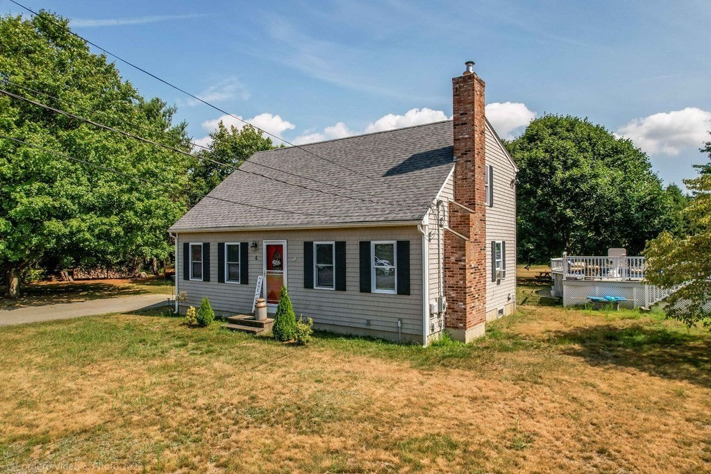 4 Stanley Ave, Berkley, MA 02779