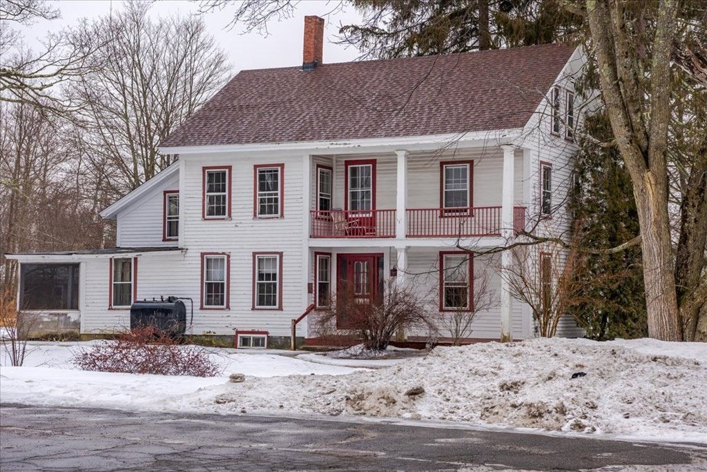 219 East Main St, East Brookfield, MA 01515