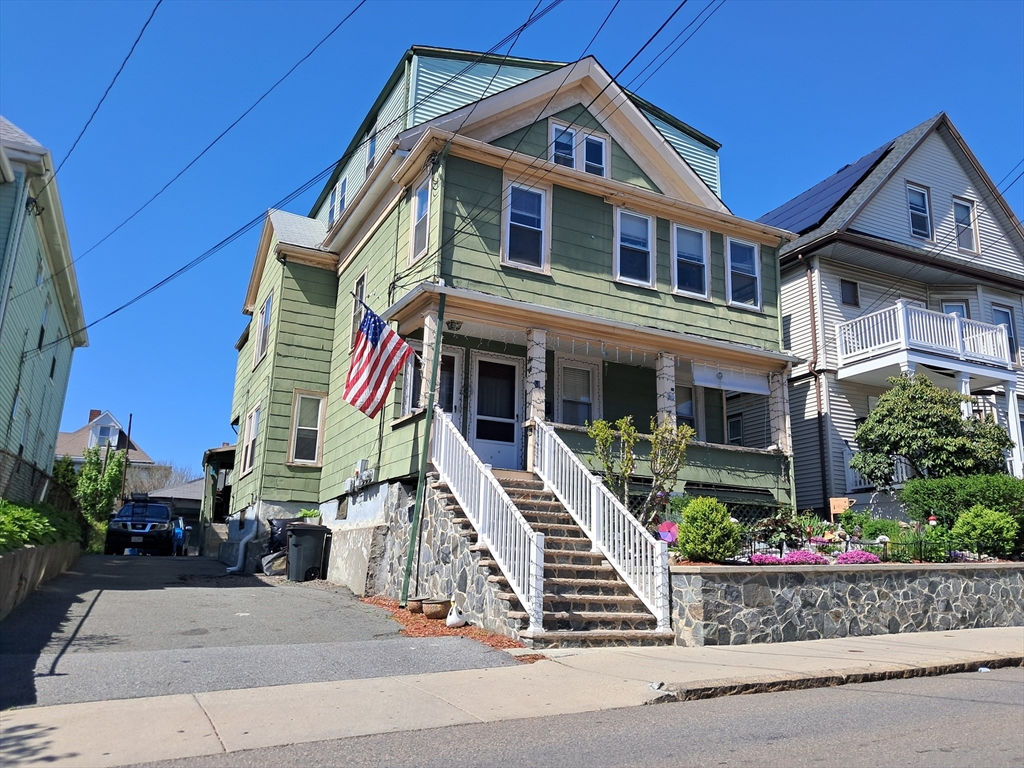 58 Baldwin Ave, Everett, MA 02149