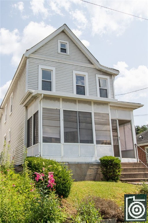 3104 State St, White Oak, PA 15131