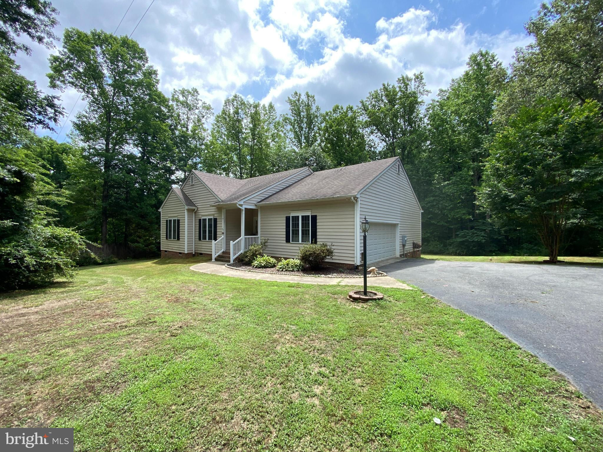 3290 Belle Meade Road, Bumpass, VA 23024