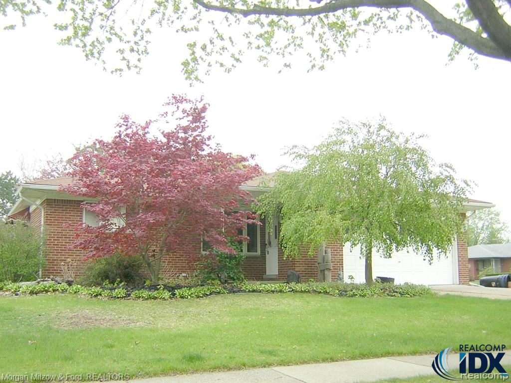 38310 Beecher Drive, Sterling Heights, MI 48312