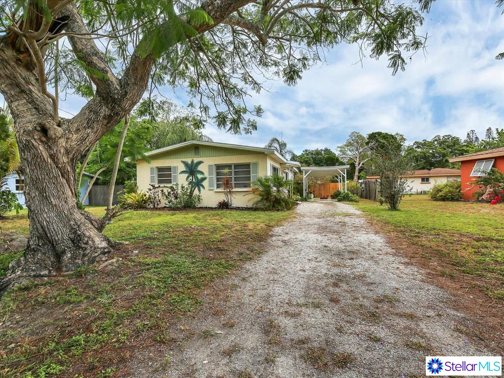 3211 Baldwin Avenue, Sarasota, FL 34232