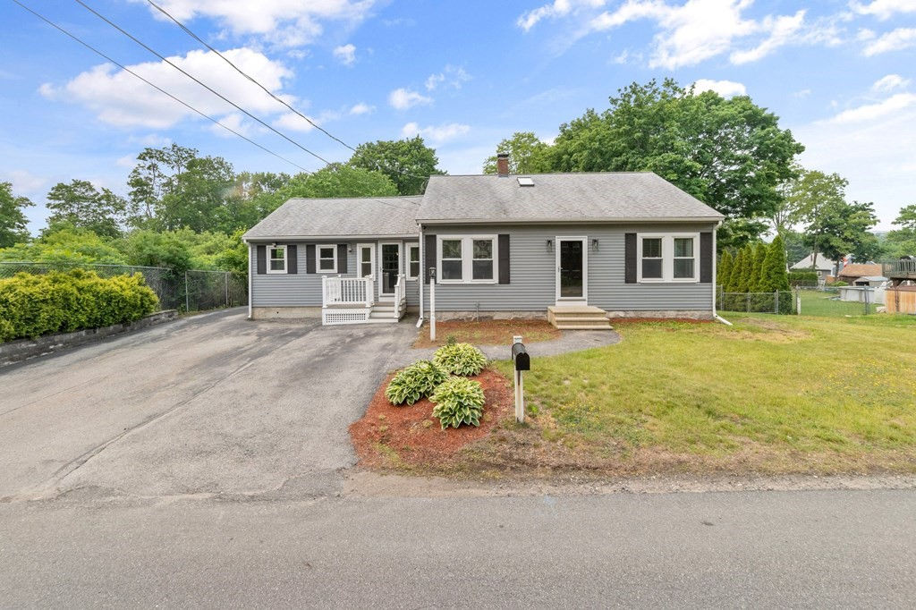 18 Varnum Rd, Dracut, MA 01826