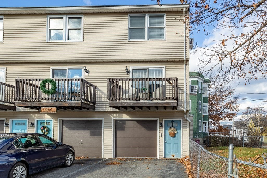 11 W Bowers St 1, Lowell, MA 01854