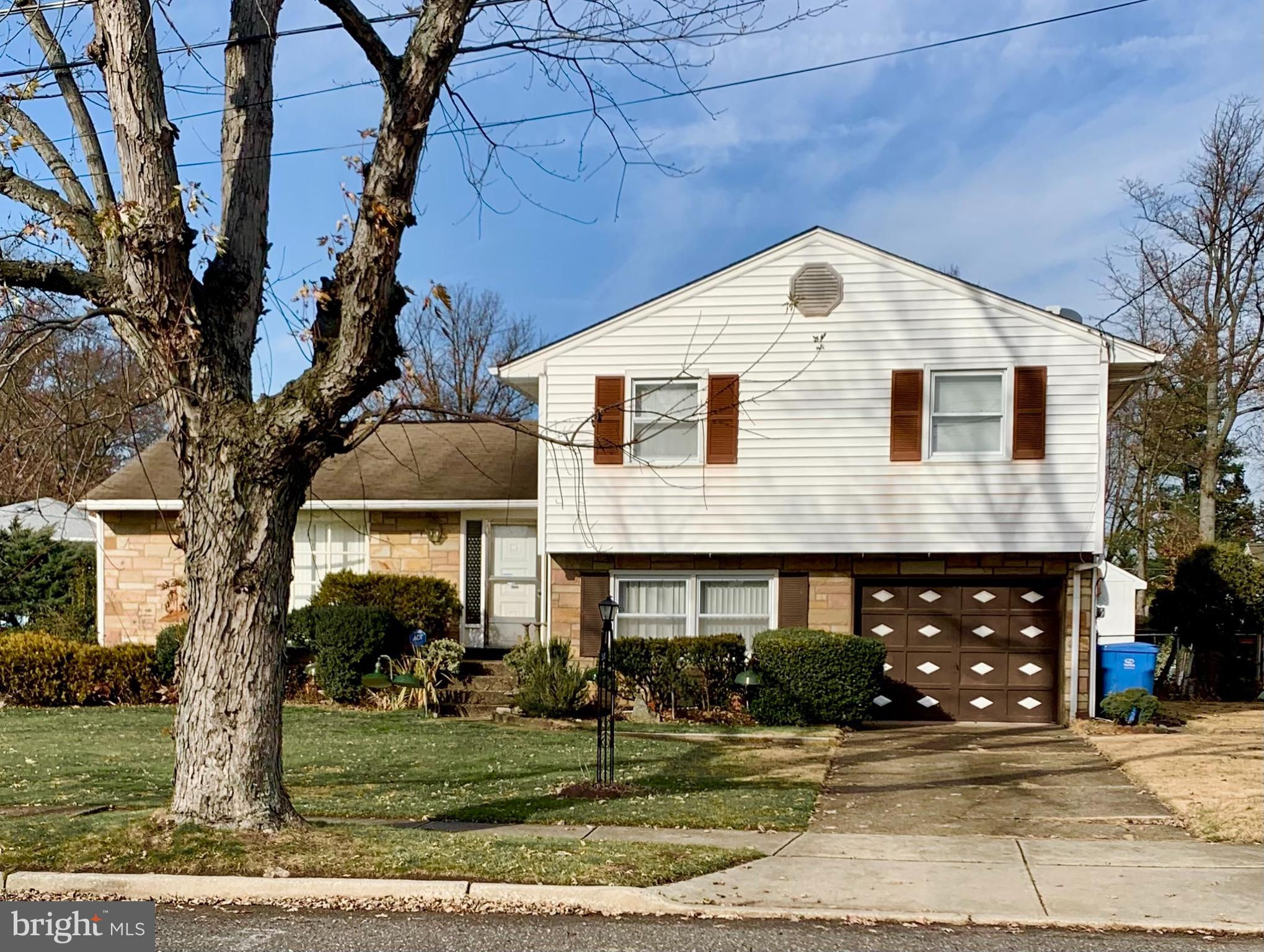 982 Kingston Drive, Cherry Hill, NJ 08034