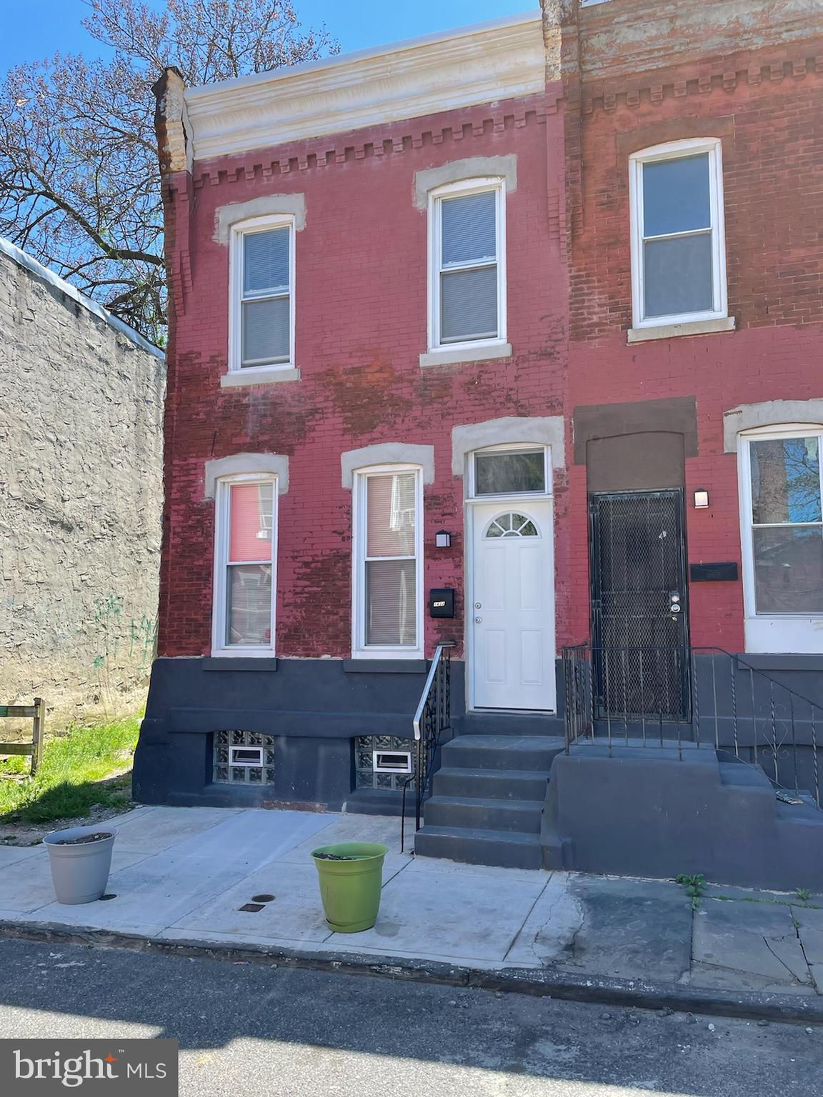 1432 W Letterly Street, Philadelphia, PA 19132