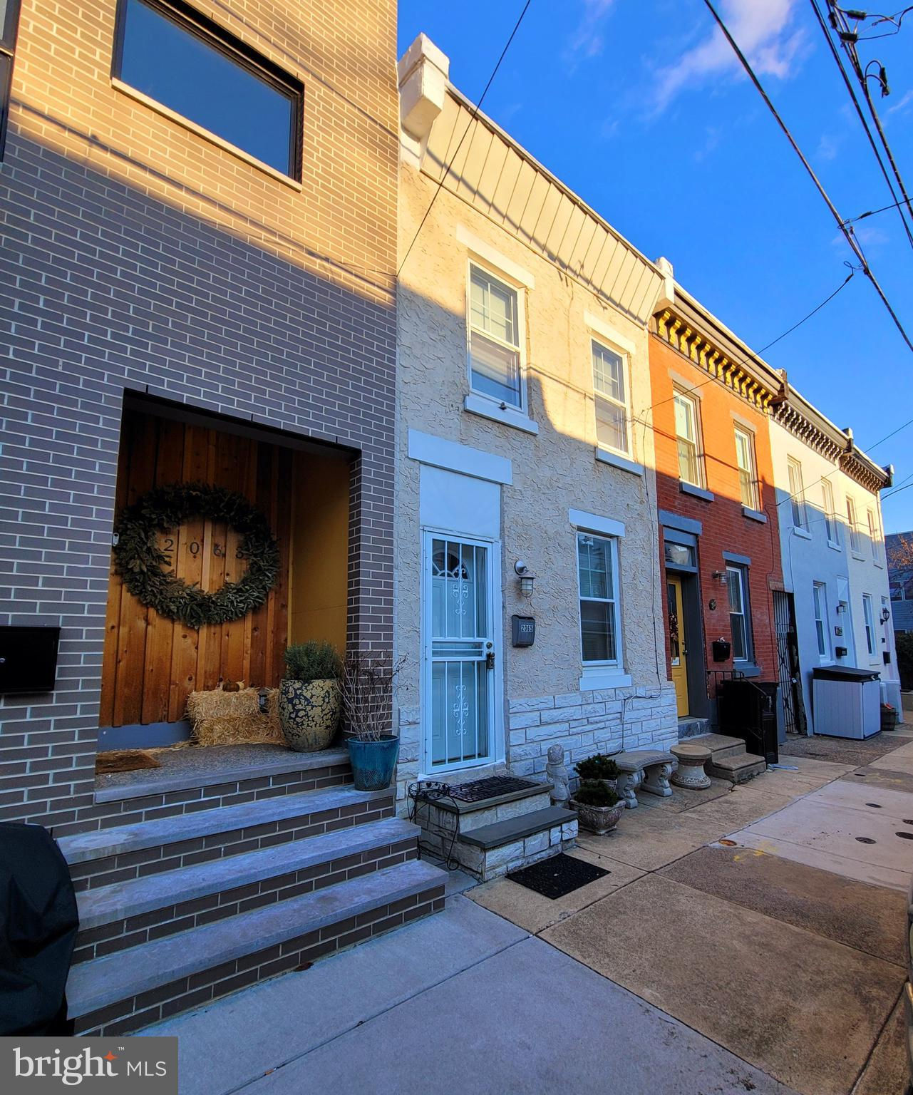 2065 E Arizona Street, Philadelphia, PA 19125