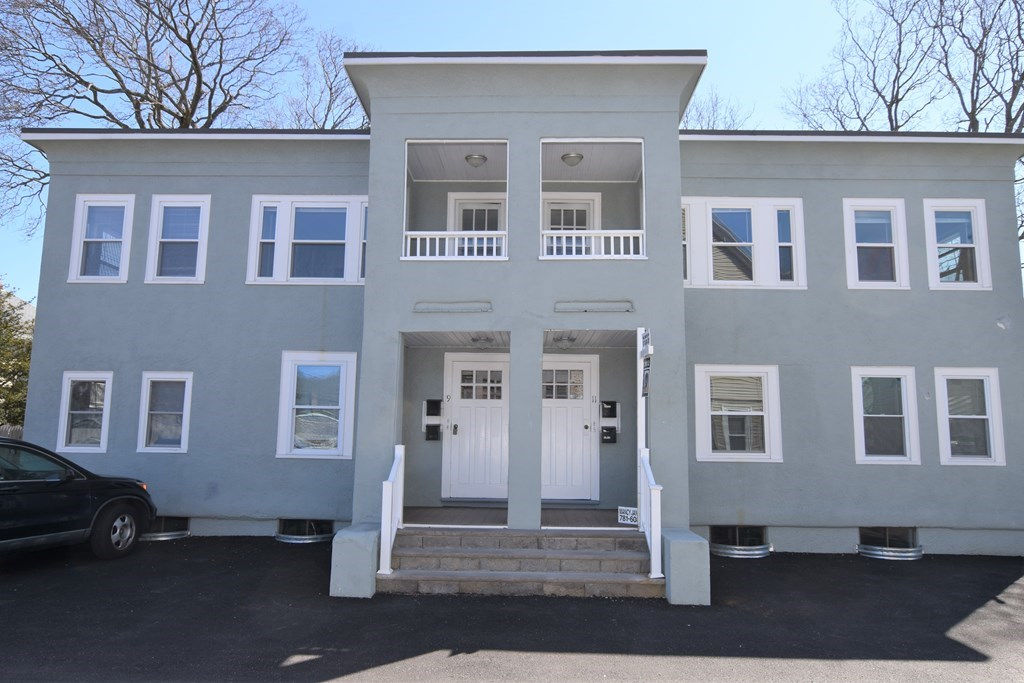 11 Thayer St 1, Belmont, MA 02478